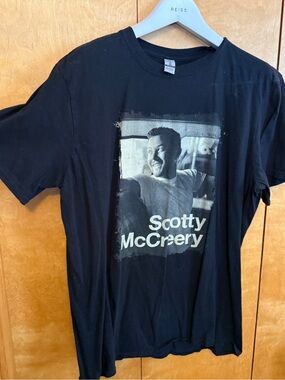 Scotty McCreery Graphic Concert Tee size large